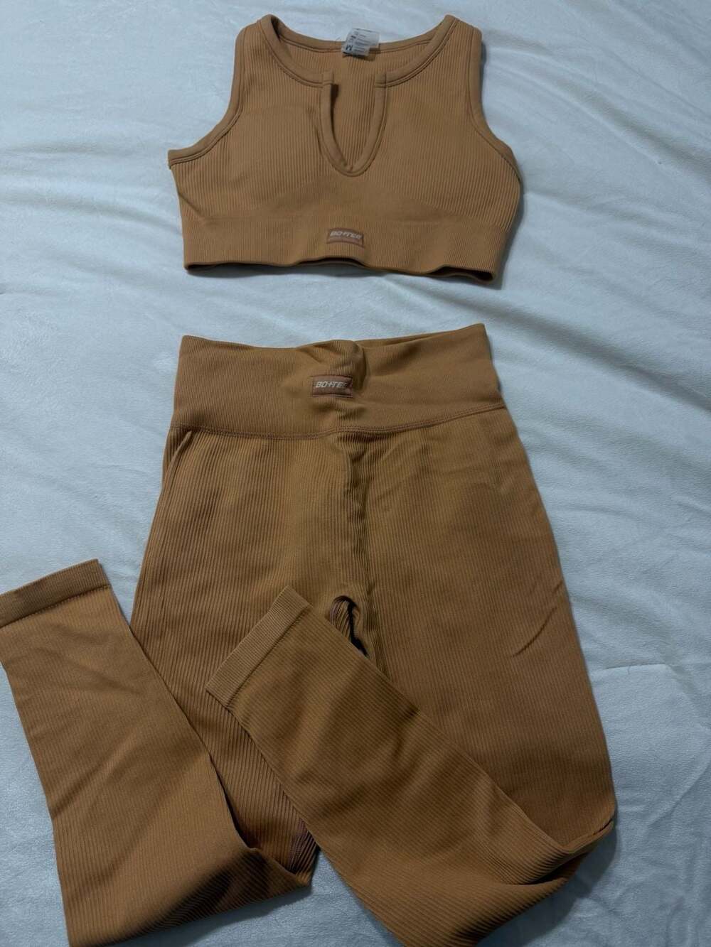 Bo+Tee Ribbed Workout Set Size M Brown Crop Top Leggings